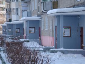 Рекламные Стенды на Подъездах жилых домов